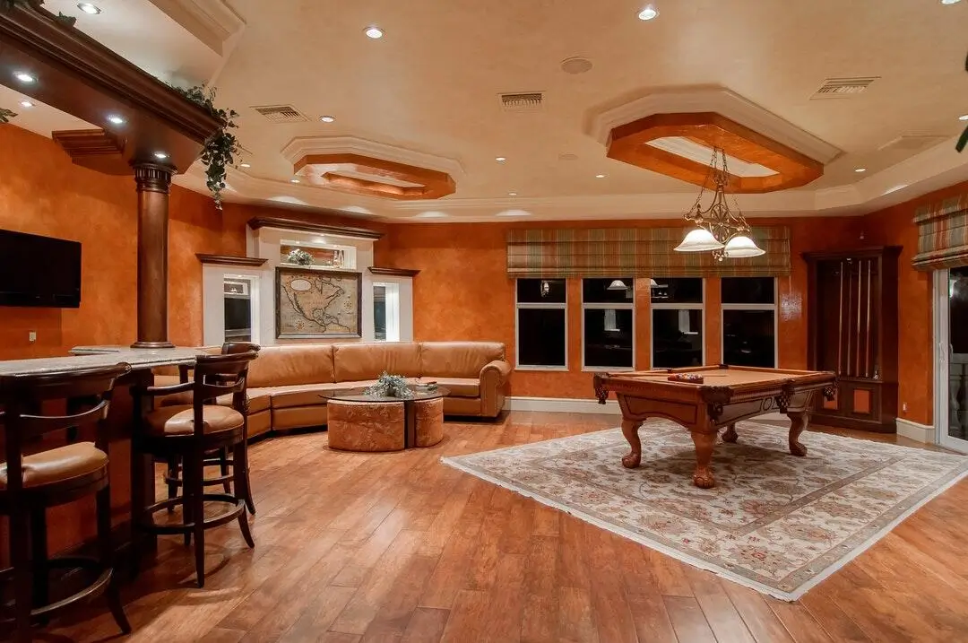 Mastering Vacation Rental Pricing: Strategies for Maximum Profit in Wisconsin Dells